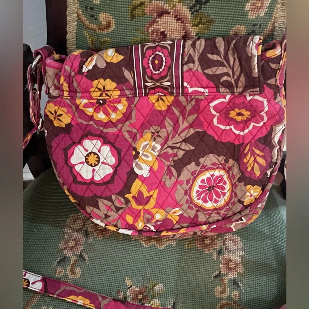 Vera Bradley  Carnaby Saddle Up Purse. Crossbody Retired  Excellent Condition - Picture 7 of 7